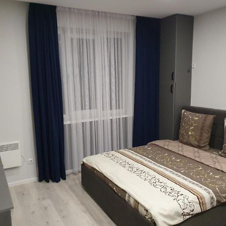 Silver Star Apartment Oezjhorod Buitenkant foto